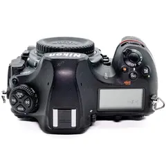 BRUKT Nikon D850 kamerahus Bruktsalg-Tilstand: 3