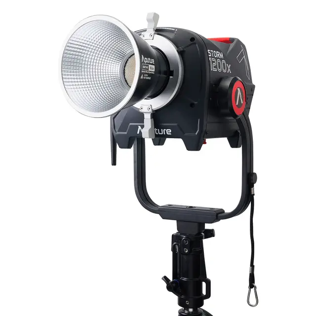 Aputure Storm 1200x Bi-Color LED 2500-10000K 