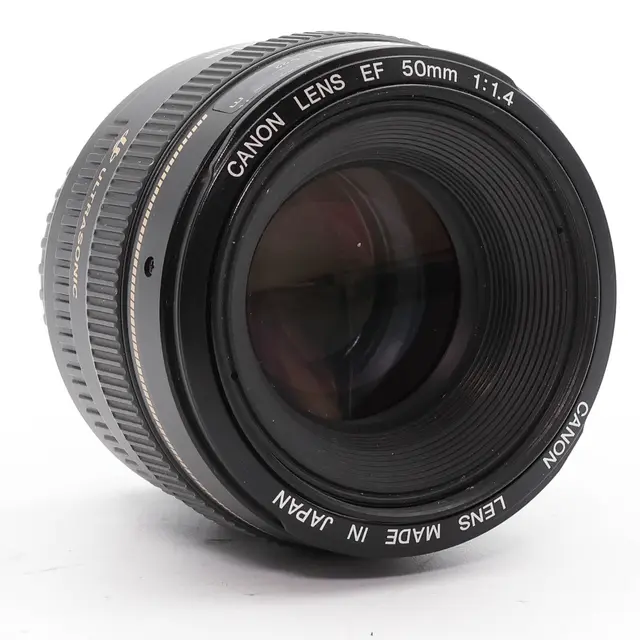 BRUKT Canon EF 50mm f/1.4 Bruktsalg-Tilstand: 4 