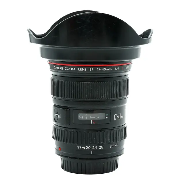 BRUKT Canon EF 17-40mm f/4 L USM Bruktsalg-Tilstand: 4 