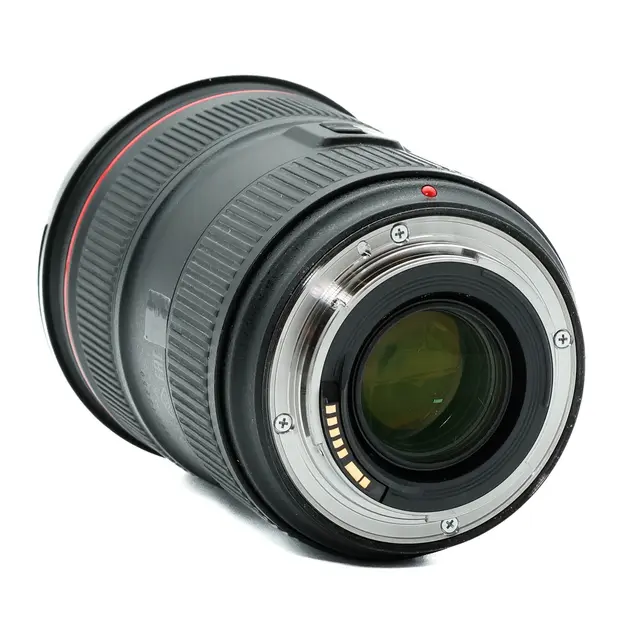 BRUKT Canon EF 24-70mm f/2.8 L USM II Bruktsalg-Tilstand: 2 