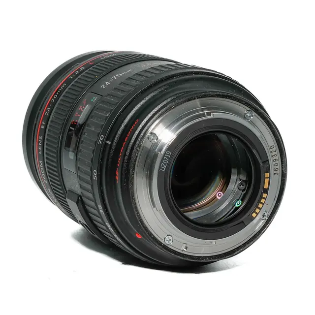 BRUKT Canon EF 24-70mm f/2.8 L USM Tilstand: 3 | Canon EF 