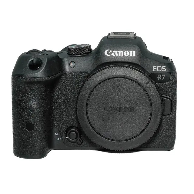 BRUKT Canon EOS R7 Tilstand: 2 |2 000 (1%) eksp. 