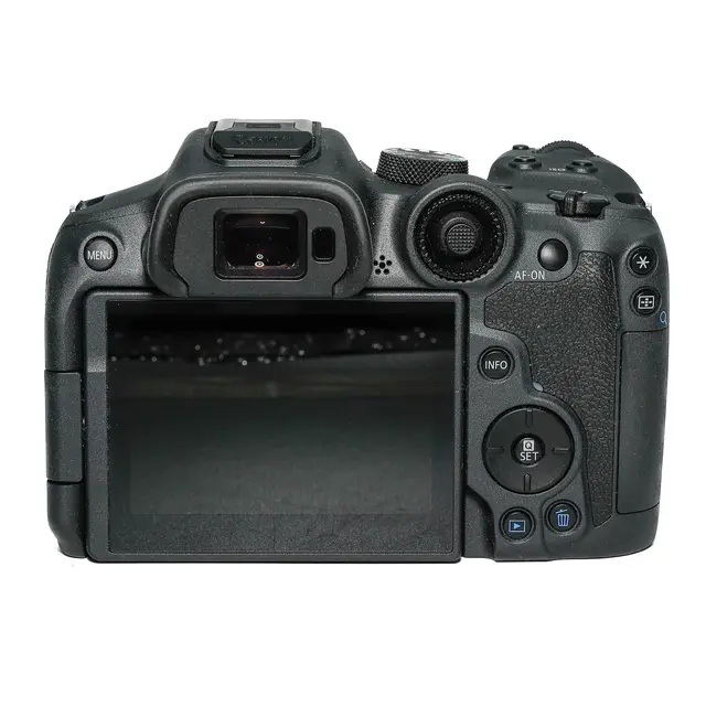 BRUKT Canon EOS R7 Tilstand: 2 |2 000 (1%) eksp. 