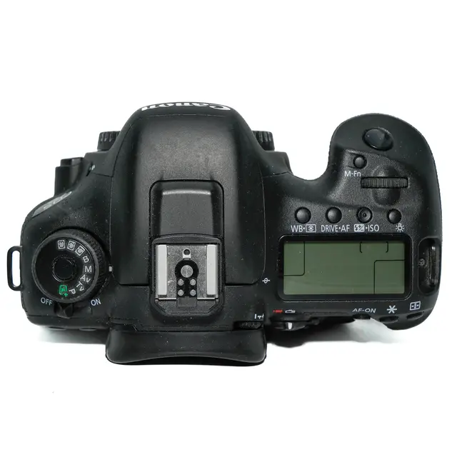 BRUKT Canon EOS 7D Mark II Tilstand: 3 |23039 eksp. 