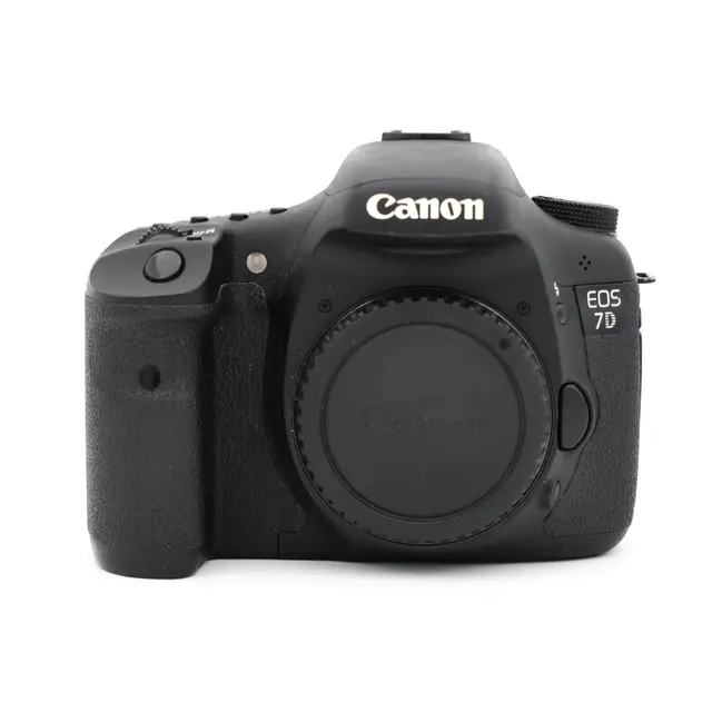 BRUKT Canon EOS 7D Tilstand: 2 | 28 262 eksp. 