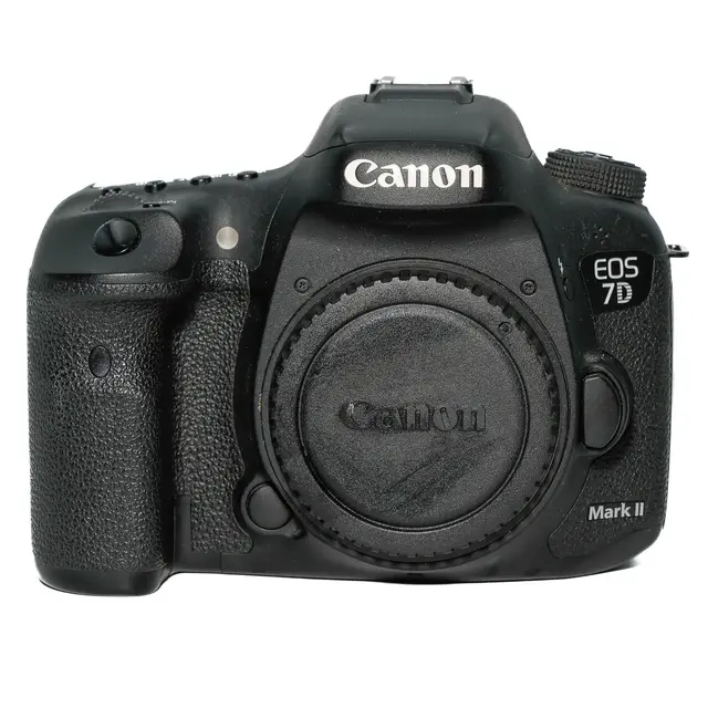 BRUKT Canon EOS 7D Mark II Tilstand: 3 |23130 eksp. 