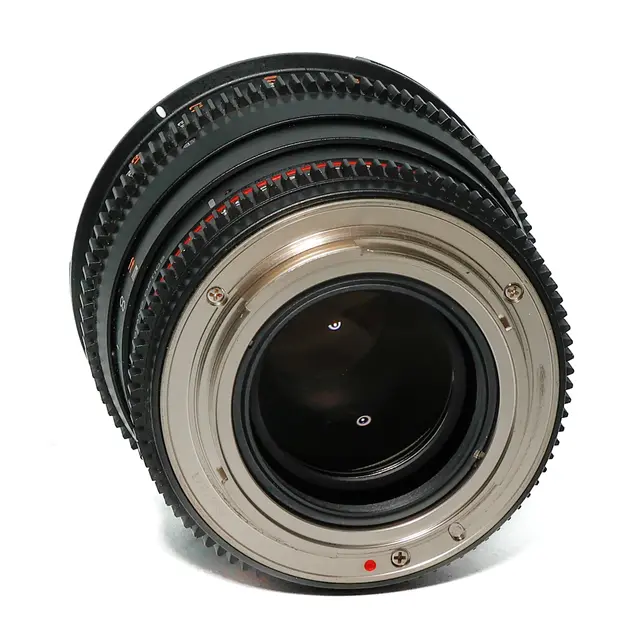 BRUKT Rokinon VDSLR 50mm T1.5 Tilstand: 3 | Canon EF 