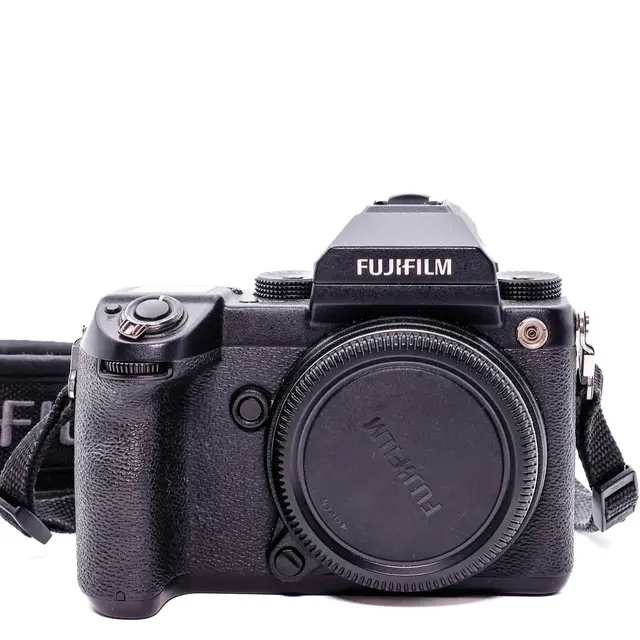 BRUKT Fujifilm GFX 50S Tilstand: 3 | 7 264 eksp. 