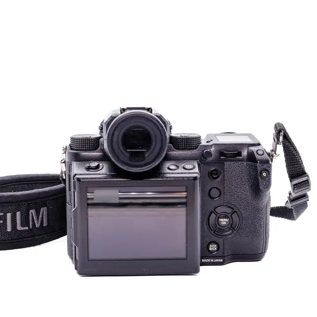 BRUKT Fujifilm GFX 50S Tilstand: 3 | 7 264 eksp. 