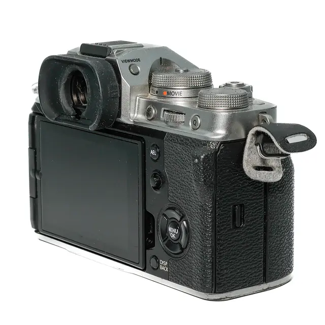 BRUKT Fujifilm X-T4 Tilstand: 3 |2699 eksp. 