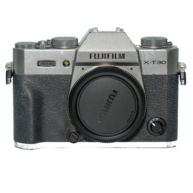 BRUKT Fujifilm X-T30 Tilstand: 4 |4368 eksp. 