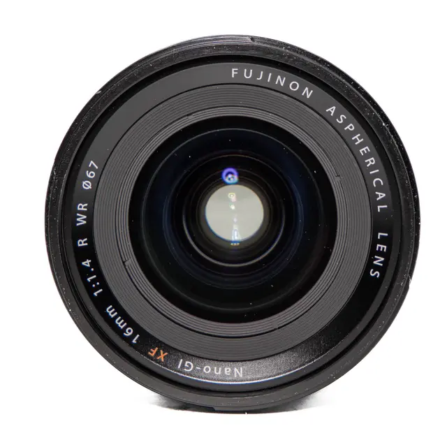 BRUKT Fujifilm XF 16mm f/1.4 R WR Tilstand: 2 | Fujifilm X 