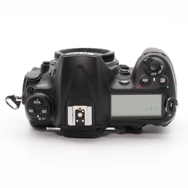 BRUKT Nikon D300s Bruktsalg-Tilstand: 3 