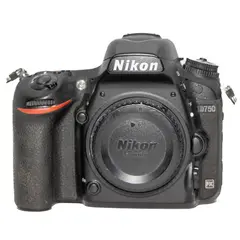 BRUKT Nikon D750 Tilstand: 3 |166103 eksp.