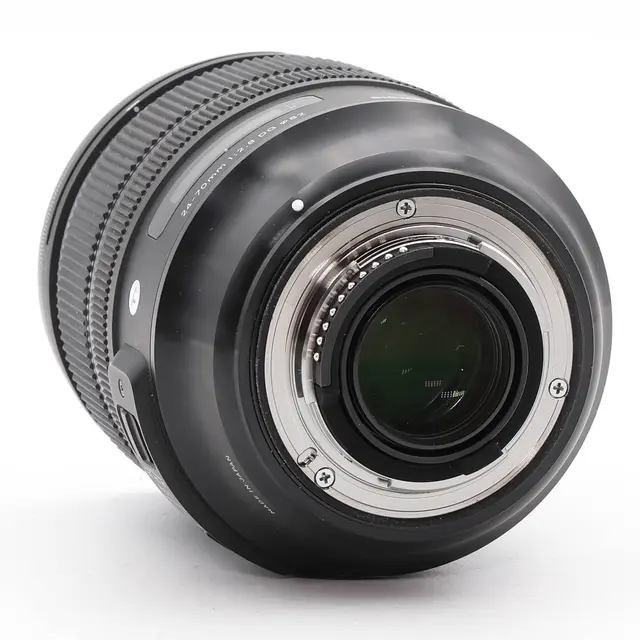 BRUKT Sigma 24-70mm f/2.8 DG Art (Nikon) Bruktsalg-Tilstand: 3 