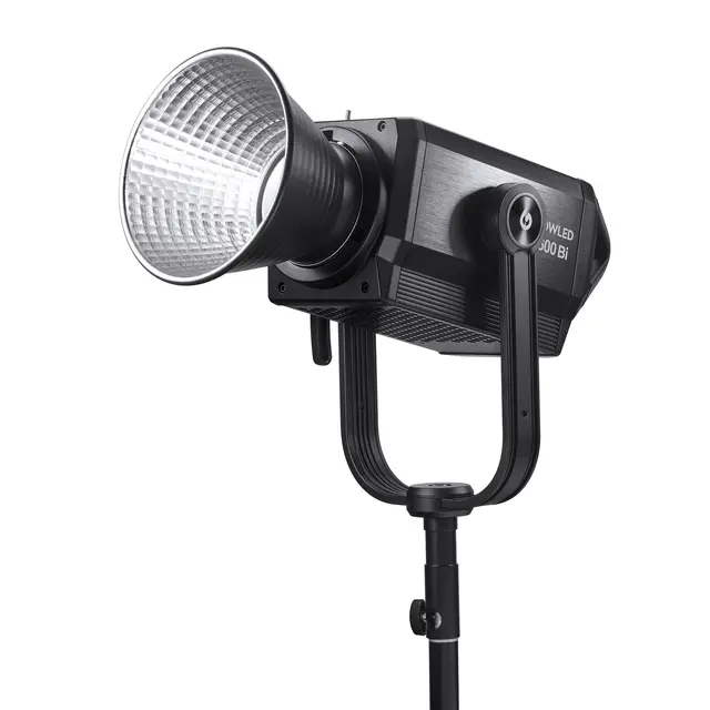 Godox Knowled M600Bi Bi-Color LED Light 2800-6500K. DMX. Bluetooth. 730W 