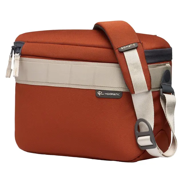 Gomatic Peter McKinnon Luma Slingbag 12L Rust 