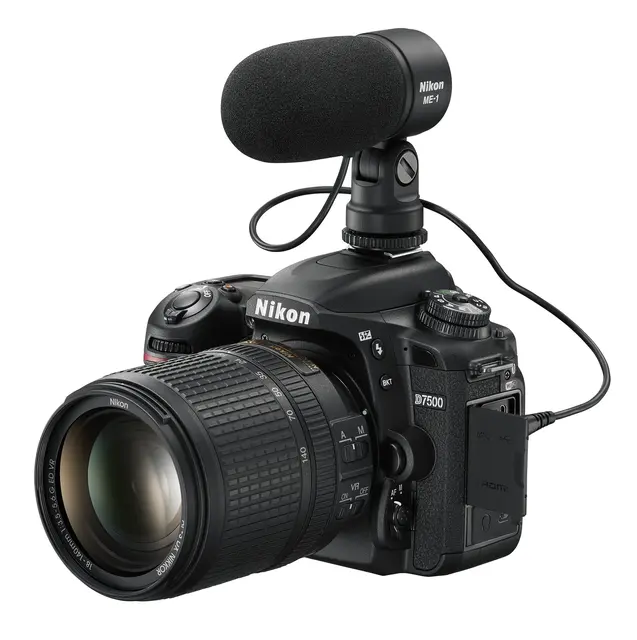 Nikon D7500 Kit + 18-140mm VR 