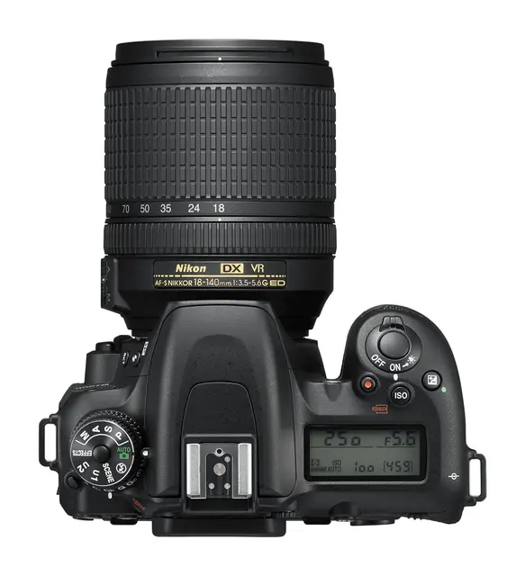 Nikon D7500 Kit + 18-140mm VR 