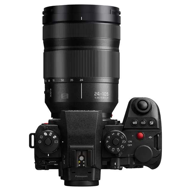 Panasonic Lumix S1RII Kit Med S 24-105mm f/4 Macro O.I.S. 