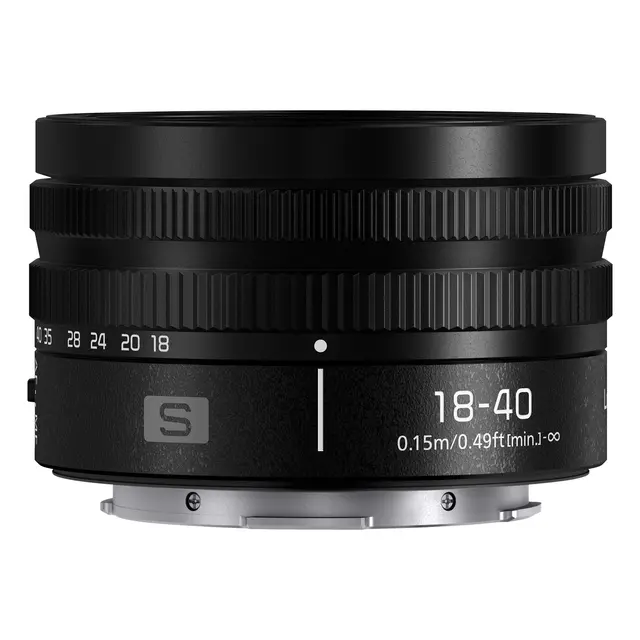 Panasonic Lumix S 18-40mm f/4.5-6.3 