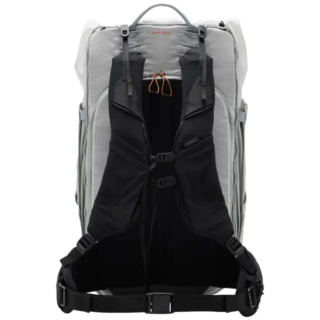 Peak Design Outdoor Backpack 45L Cloud 45L. Hvit 