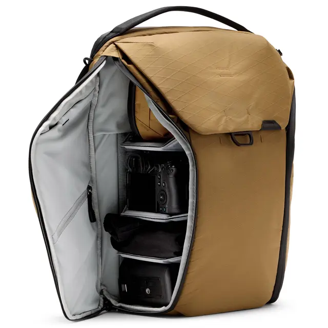 Peak Design Everyday Backpack 30L v2 30 Liter ryggsekk. Coyote 