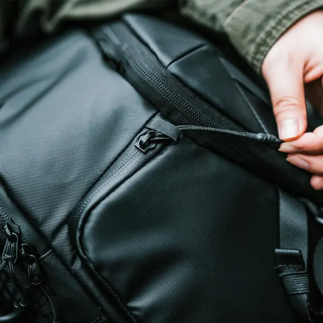 PGY OneMo Backpack 25L+ Shoulder Bag Twilight Black 